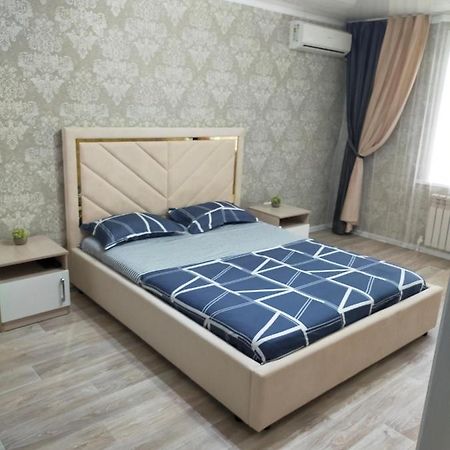 Vip Квартира Центр Oral Exterior foto