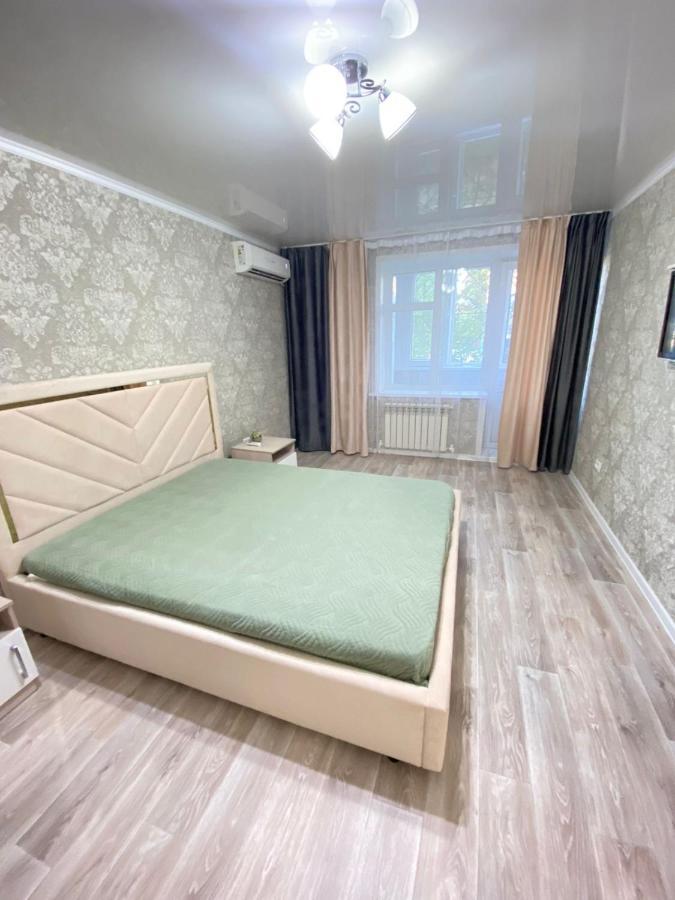 Vip Квартира Центр Oral Exterior foto
